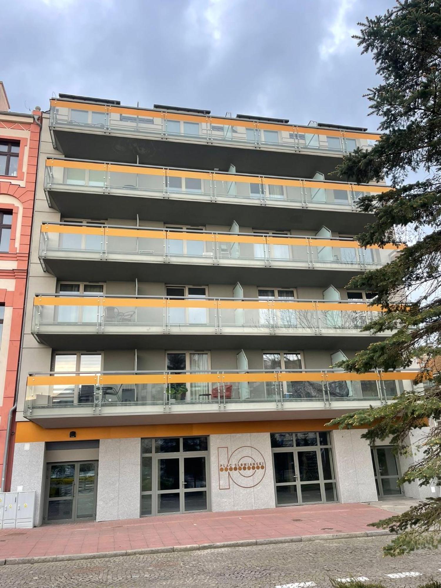 Golden Hour Apartments- Plac Slowianski 43 Swinoujscie Exterior photo